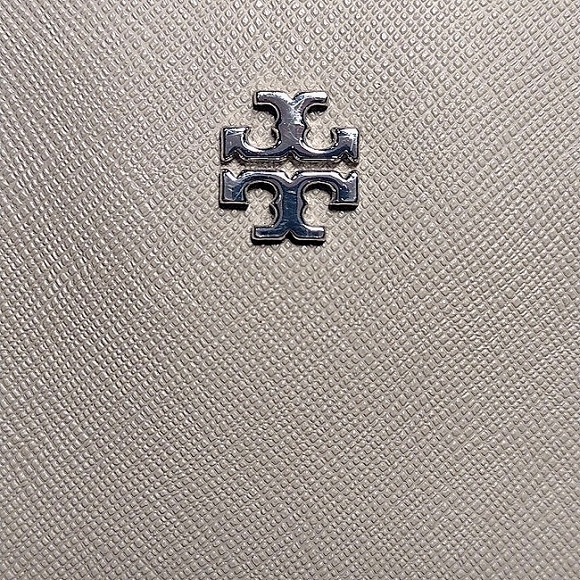 Tory Burch York Buckle Tote - Picture 2 of 16